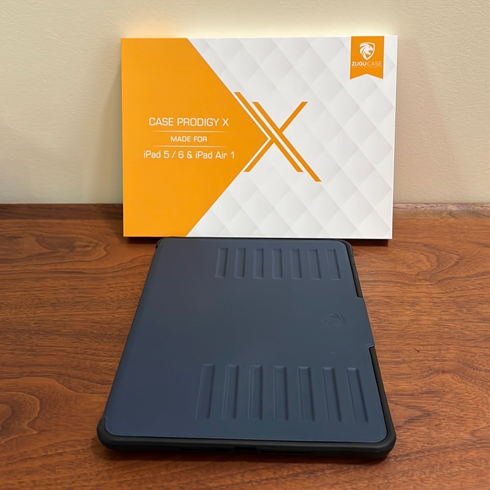 Zugu case for iPad 9.7" - Gen 5, 6 and iPad Air 1 - Navy